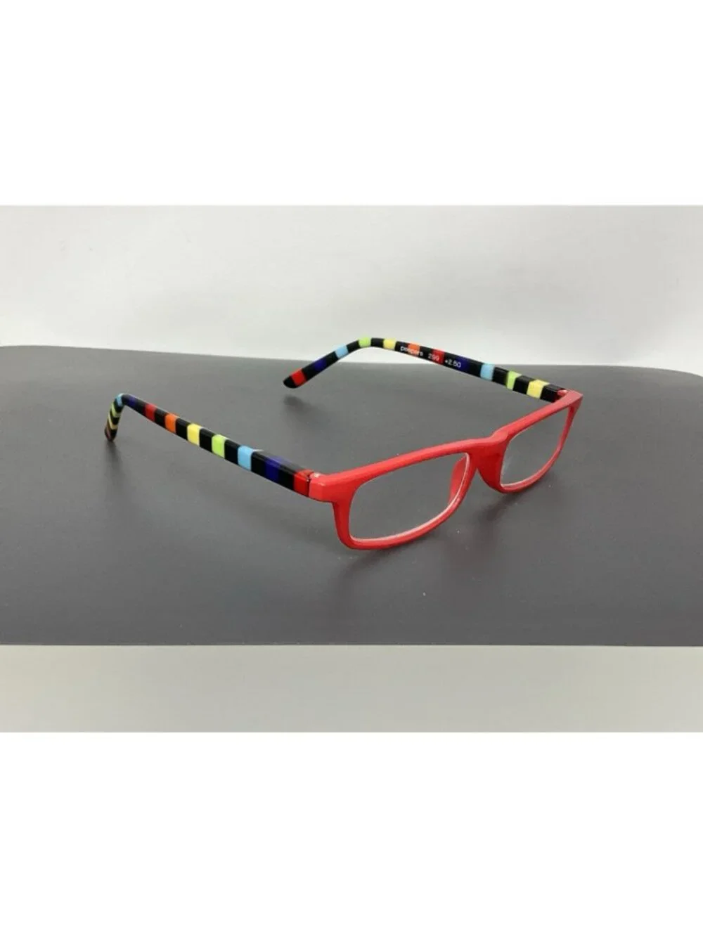 Peepers Reading Glasses 299 +2.50 Red